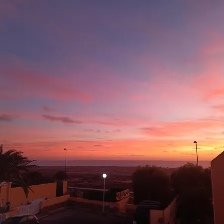 Проживание в семье Casa Playa El Moro